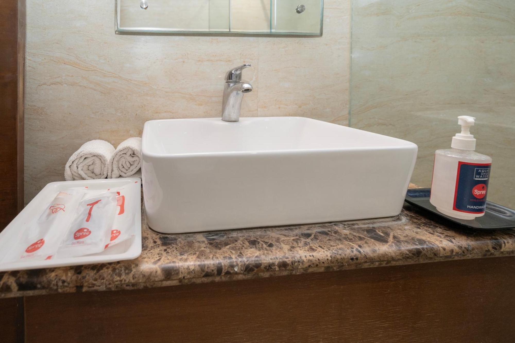 Spree Hotel Agra - Walking Distance To Tajmahal 外观 照片