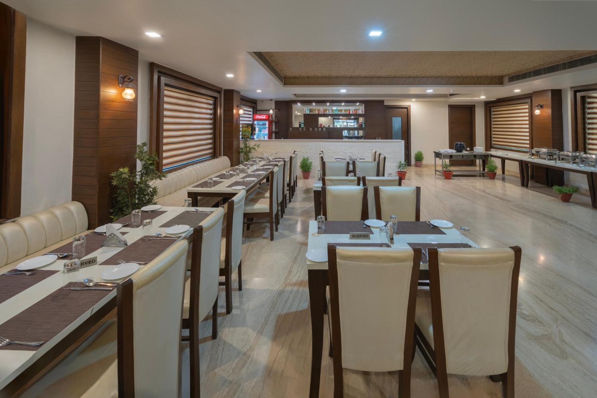 Spree Hotel Agra - Walking Distance To Tajmahal 外观 照片
